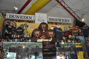 Em Dunedin, também tem a microcervejaria mais antiga da Flórida: no menu, 15 estilos de cervejas e algumas porções para acompanhar (Foto: Visit St. Petersburg / Clearwater)